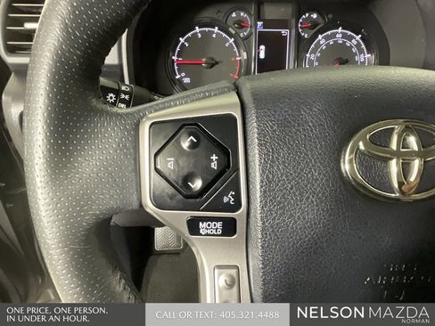 Used 2020 Toyota 4Runner SR5 Premium image 39