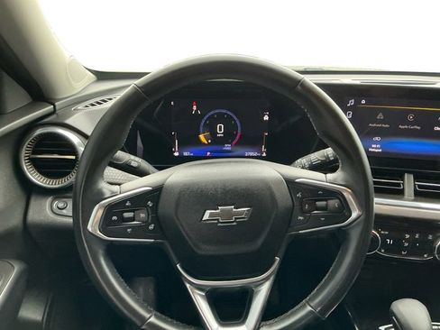 Used 2024 Chevrolet Trax ACTIV w/ Driver Confidence Package FWD image 18
