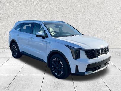 Used 2024 Kia Sorento S w/ Panoramic Sunroof Package