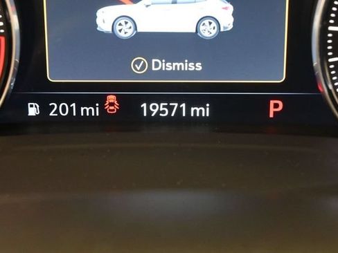 Used 2023 Buick Envision Essence AWD/4WD image 37