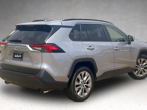 Used 2020 Toyota RAV4 XLE Premium AWD/4WD image 21