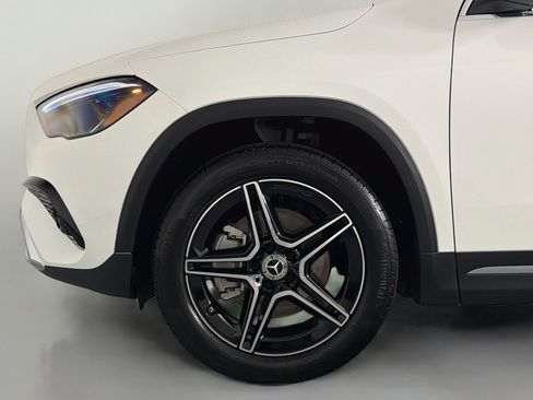Certified 2026 Mercedes-Benz GLA 250 image 11
