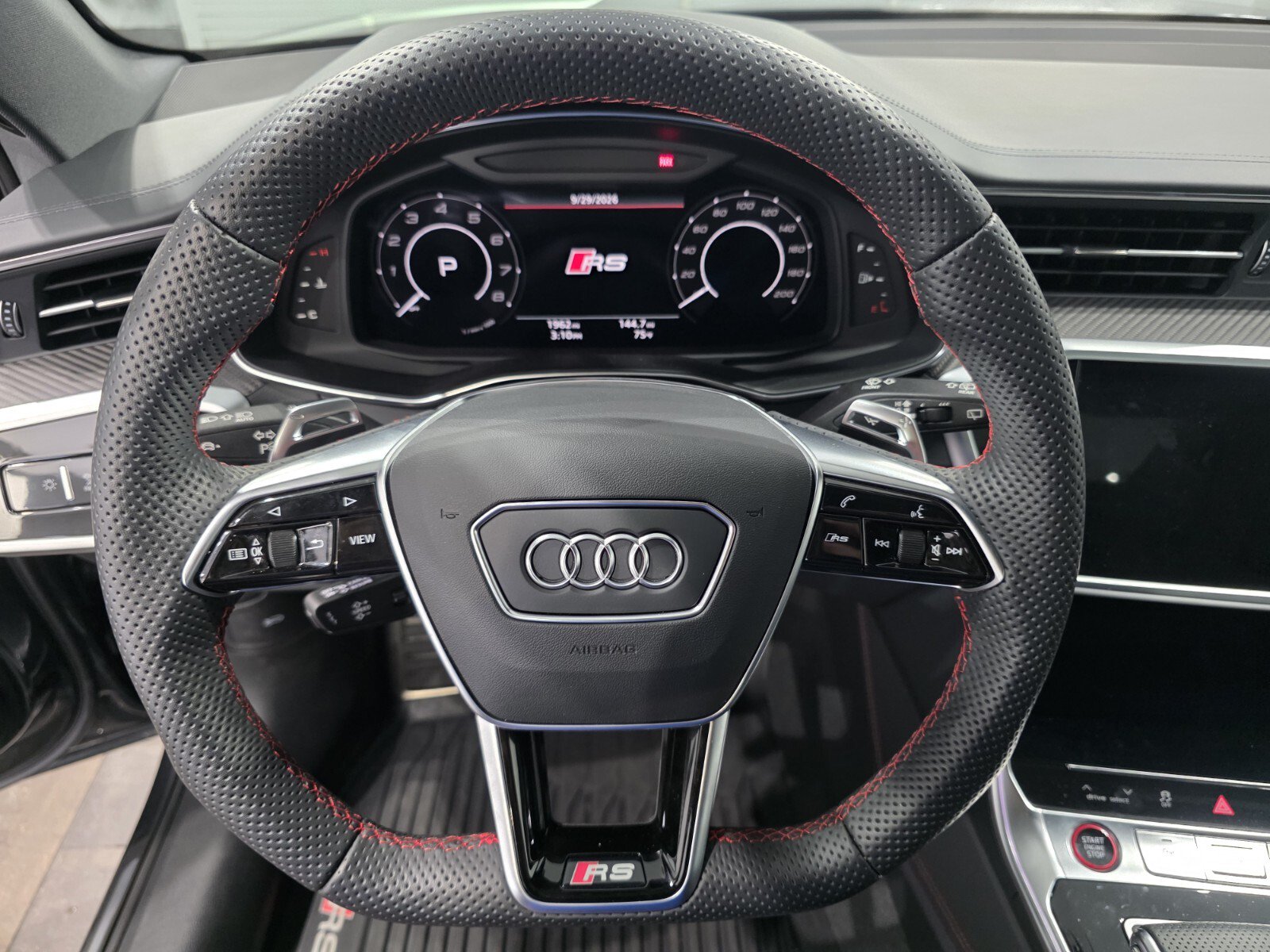Used 2024 Audi RS 6 performance AWD/4WD image 14