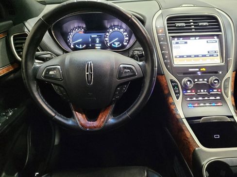 Used 2018 Lincoln MKX Reserve w/ Lincoln MKX Climate Package AWD/4WD image 22