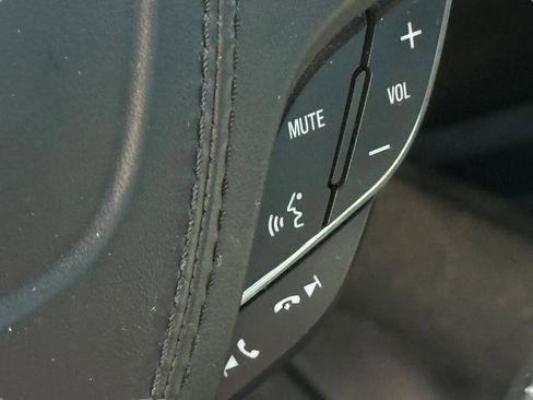Used 2019 Lincoln MKZ Reserve FWD image 22
