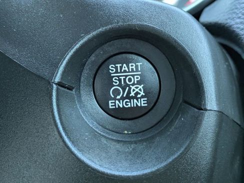 Certified 2020 Jeep Compass Latitude w/ Popular Equipment Group FWD image 27