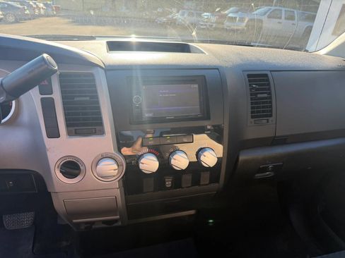 Used 2009 Toyota Tundra SR5 AWD/4WD image 10