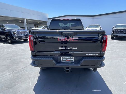 New 2026 GMC Sierra 2500 Denali w/ Max Trailering Package AWD/4WD image 6