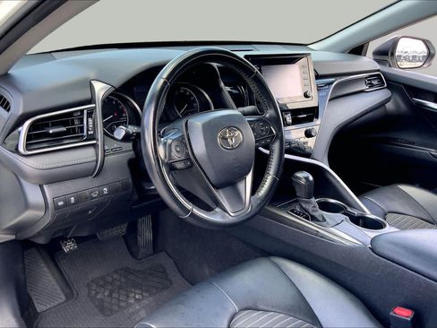 Used 2021 Toyota Camry SE FWD image 17