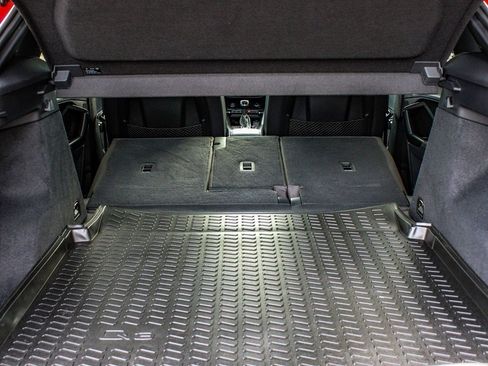 Used 2020 Audi Q3 2.0T Premium Plus w/ Premium Plus Package image 45