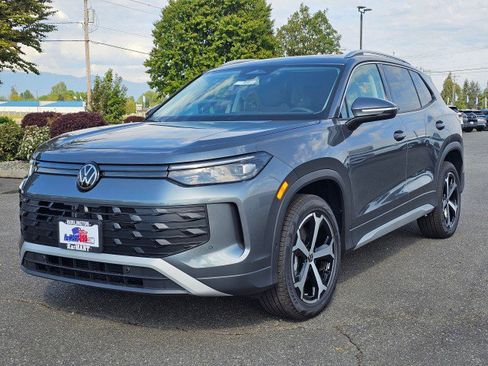 New 2026 Volkswagen Tiguan SE AWD/4WD image 3