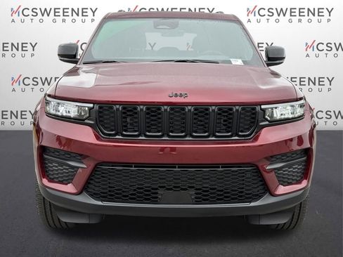 New 2025 Jeep Grand Cherokee Altitude RWD image 8