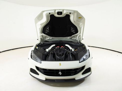 Certified 2022 Ferrari Portofino M RWD image 52