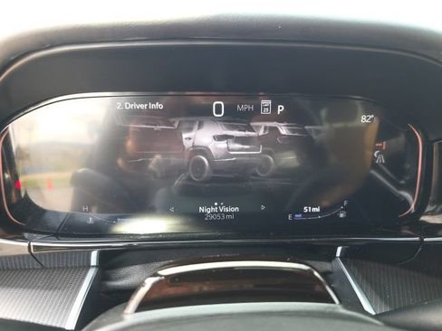 Used 2025 Jeep Grand Wagoneer Series III w/ Rear Seat Video Group 1 AWD/4WD image 16
