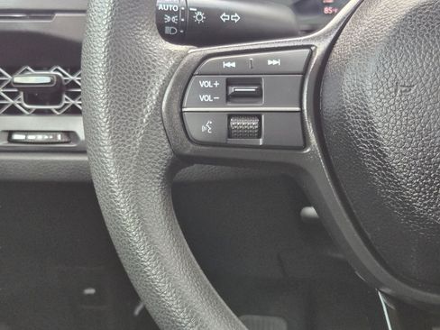 Certified 2025 Honda Accord LX image 24