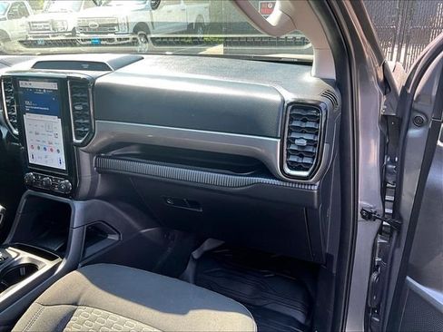 Used 2024 Ford Ranger XLT w/ FX4 Off-Road Package AWD/4WD image 17
