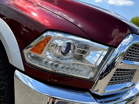 Used 2016 RAM 3500 Laramie image 30