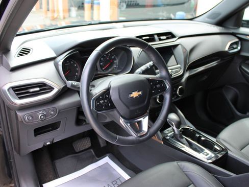 Used 2023 Chevrolet TrailBlazer ACTIV FWD image 13