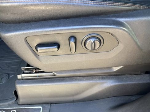 Used 2019 GMC Sierra 1500 AT4 w/ AT4 Premium Package image 18