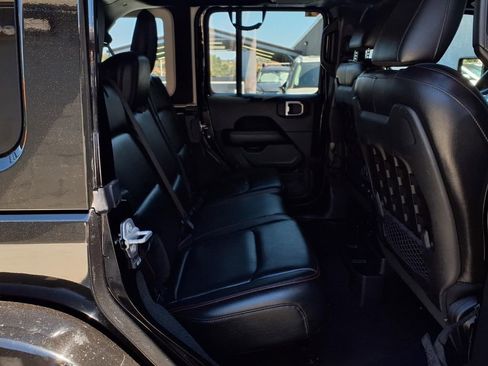 Used 2018 Jeep Wrangler Unlimited Rubicon w/ Safety Group AWD/4WD image 20