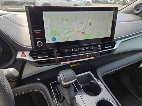 Certified 2026 Toyota Sienna XSE AWD/4WD image 28