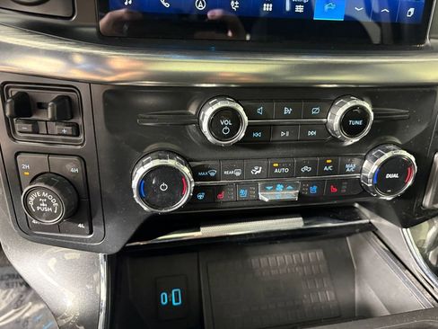 Used 2022 Ford F150 Lariat w/ Equipment Group 502A High AWD/4WD image 19