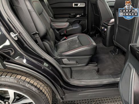 Used 2023 Ford Explorer ST-Line AWD/4WD image 33