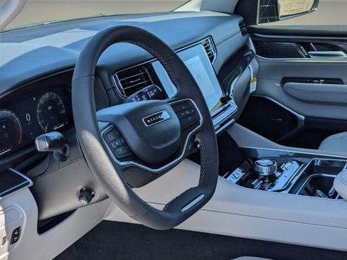 New 2024 Jeep Wagoneer 4WD w/ Premium Group I image 14