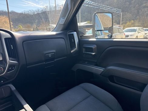 Used 2019 Chevrolet Silverado 2500 LT w/ Z71 Package, Off-Road AWD/4WD image 21