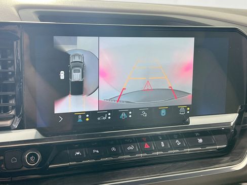 Used 2022 Chevrolet Silverado 1500 LTZ w/ LTZ Convenience Package II image 13