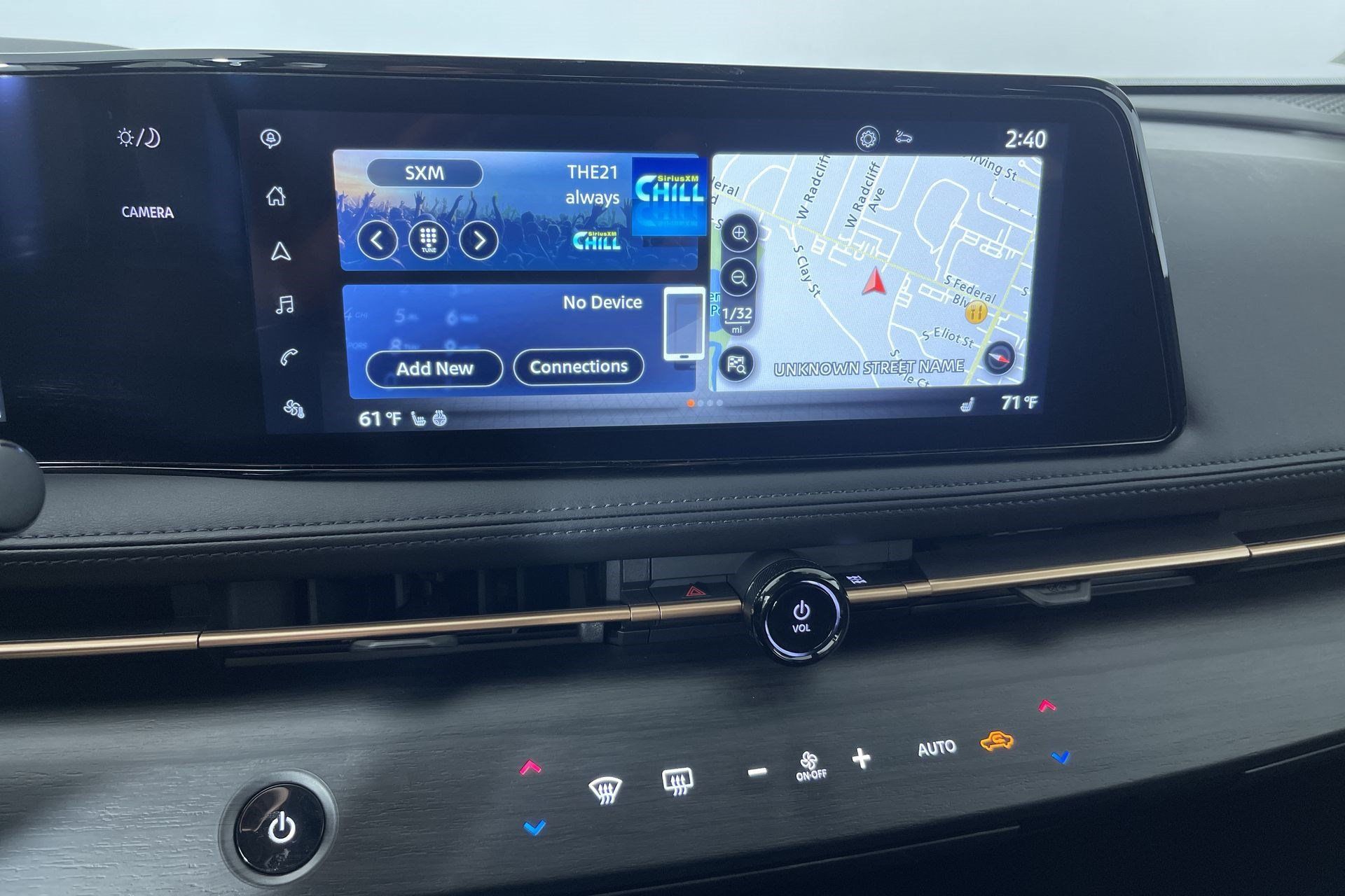 Certified 2024 Nissan Ariya AWD image 18