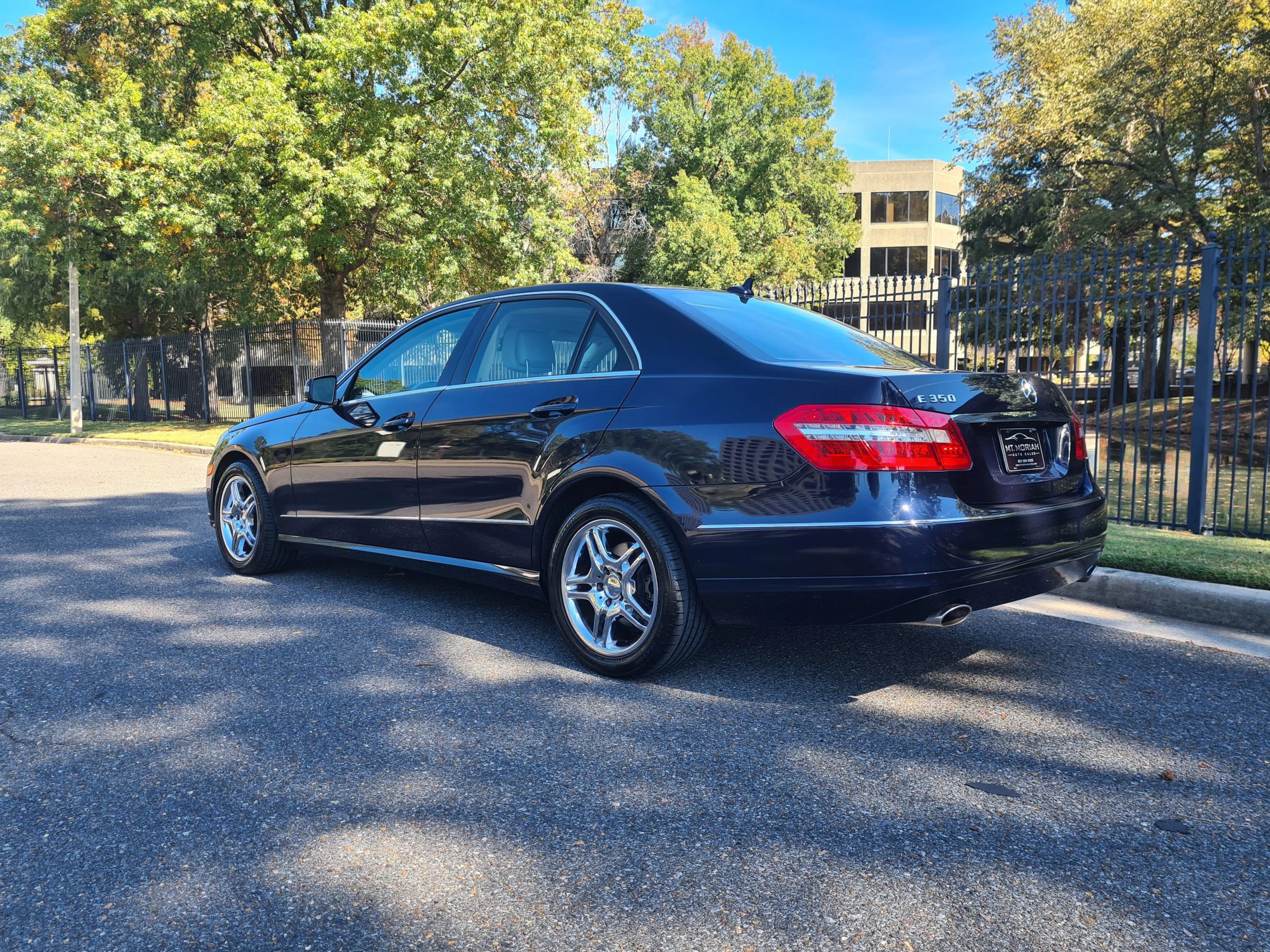 Used 2013 Mercedes-Benz E 350 Sedan image 8