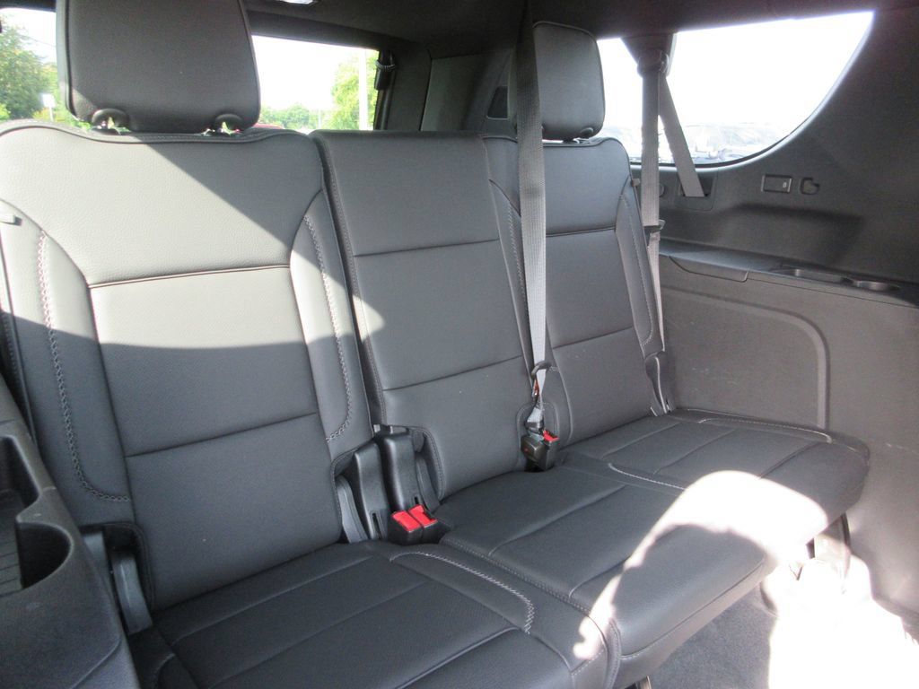 Certified 2022 GMC Yukon XL Denali AWD/4WD image 28