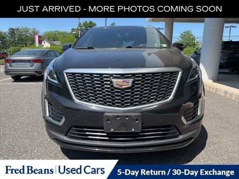Used 2023 Cadillac XT5 Luxury AWD/4WD image 2