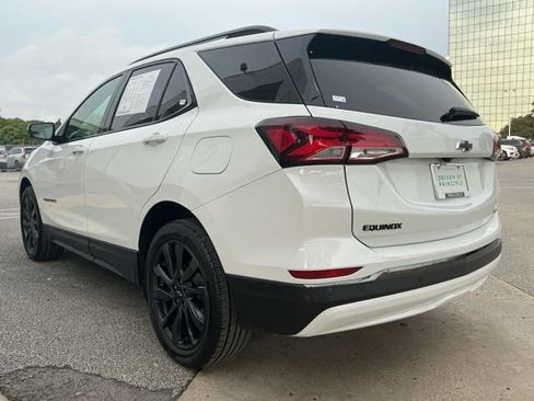 Used 2022 Chevrolet Equinox RS w/ Infotainment Package FWD image 8