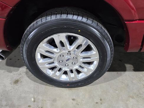 Used 2014 Ford Expedition EL Limited w/ Equipment Group 301A AWD/4WD image 20
