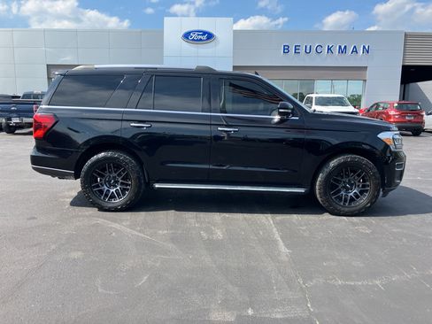 Used 2022 Ford Expedition Limited RWD image 7
