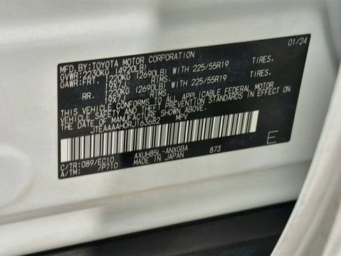Used 2024 Toyota Venza XLE AWD/4WD image 26