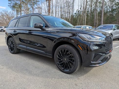 New 2026 Lincoln Aviator Reserve image 2