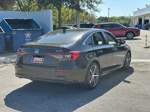Used 2024 Honda Civic Touring image 5