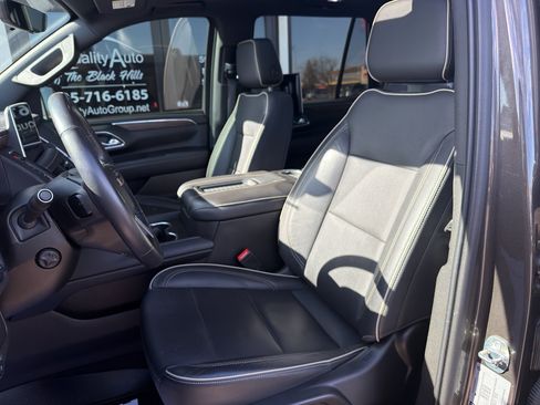 Used 2021 Chevrolet Tahoe Premier AWD/4WD image 24