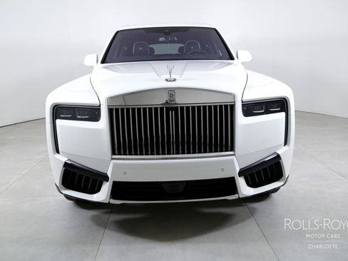 Certified 2025 Rolls-Royce Cullinan AWD/4WD image 7