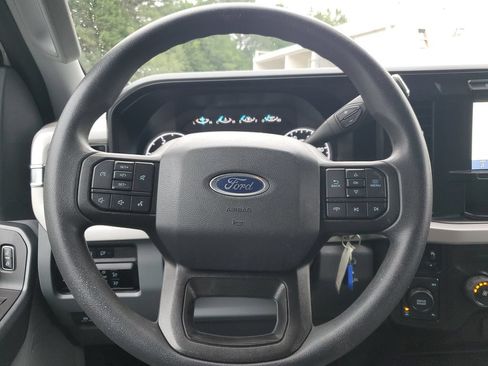 Used 2024 Ford F250 XLT w/ FX4 Off-Road Package AWD/4WD image 19