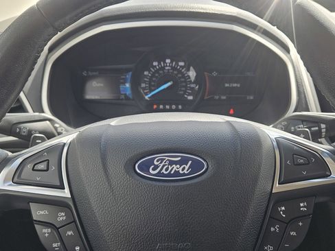 Used 2020 Ford Edge SEL AWD/4WD image 16