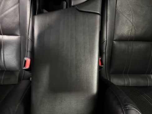 Used 2019 Lexus ES 300h w/ Accessory Package FWD image 14