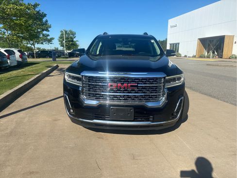 Used 2021 GMC Acadia Denali w/ Denali Ultimate Package AWD/4WD image 2