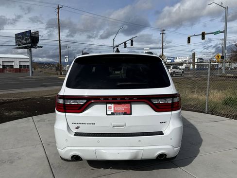 Used 2023 Dodge Durango GT image 4