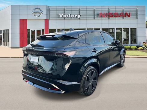 Used 2023 Nissan Ariya AWD/4WD image 2