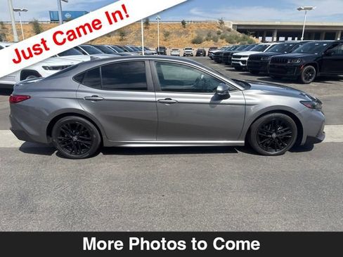 Used 2025 Toyota Camry SE FWD image 7