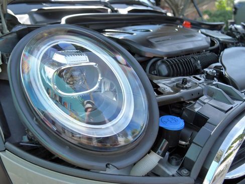 Used 2020 MINI Cooper S image 19